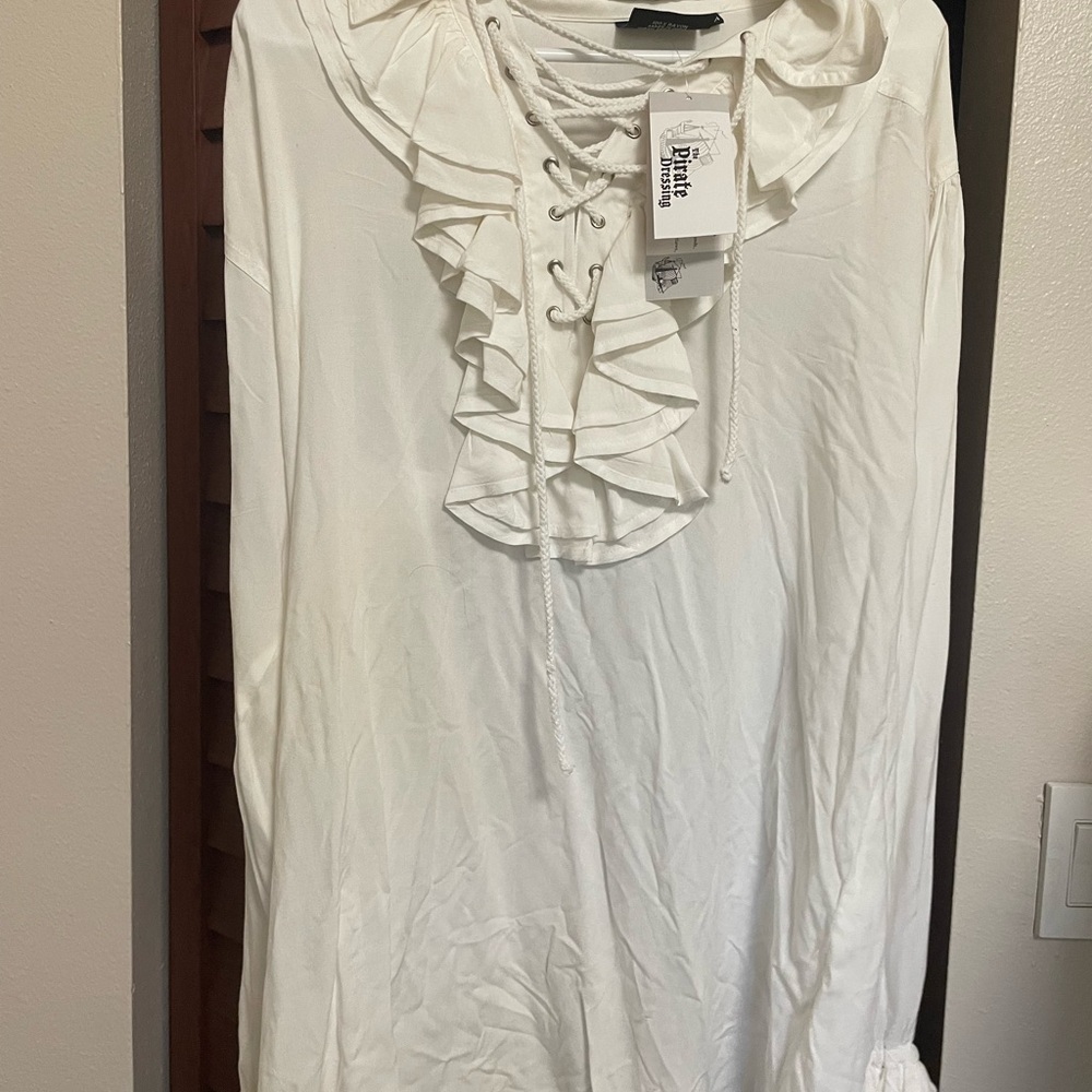 Pirate Dressing white poet shirt
